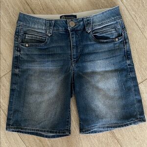 Democracy Denim Jean Shorts Size 8